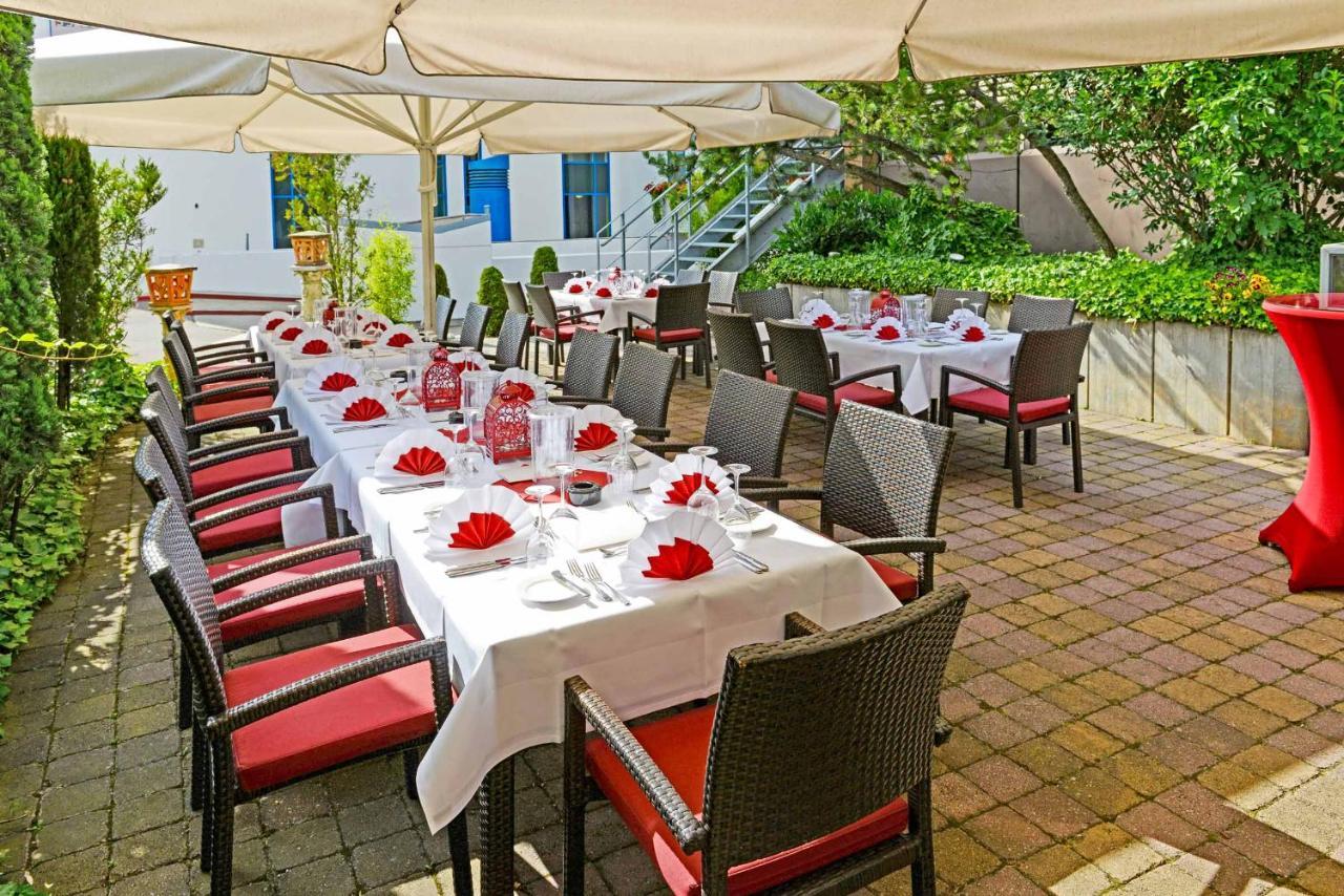 Plaza Kongresshotel Europe 4*