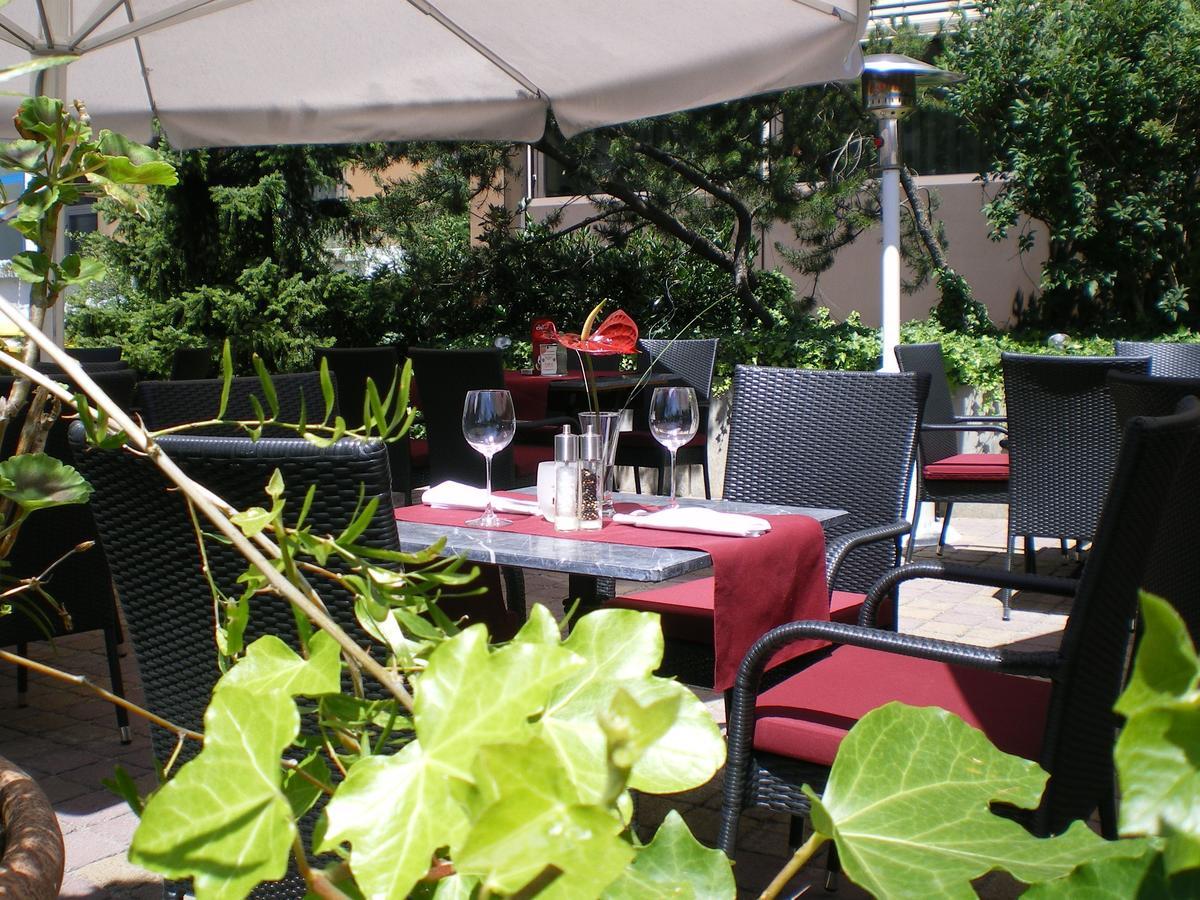 Plaza Kongresshotel Europe 4*